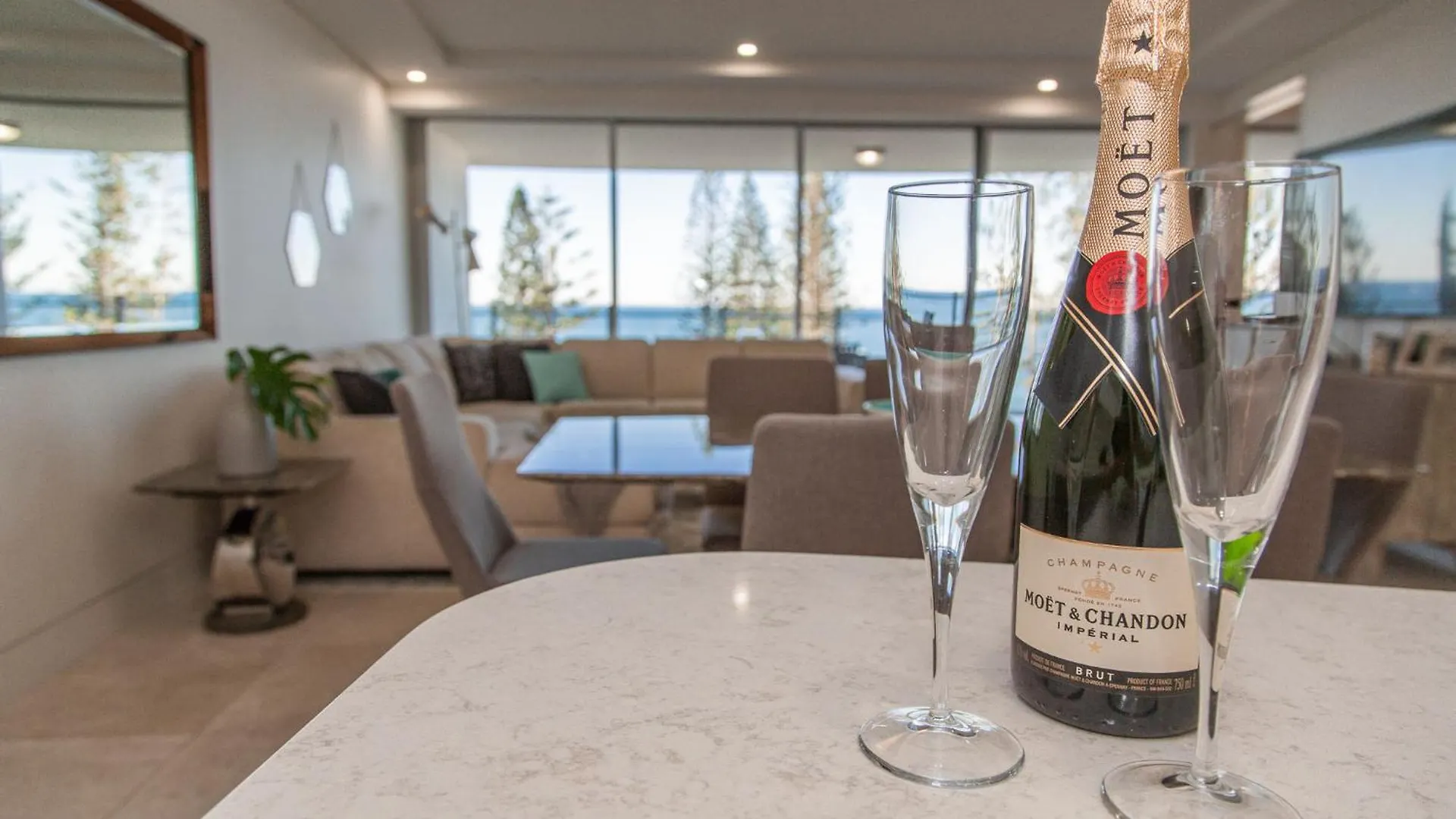 Aparthotel Sea Pearl A1 Beach Resort Mooloolaba