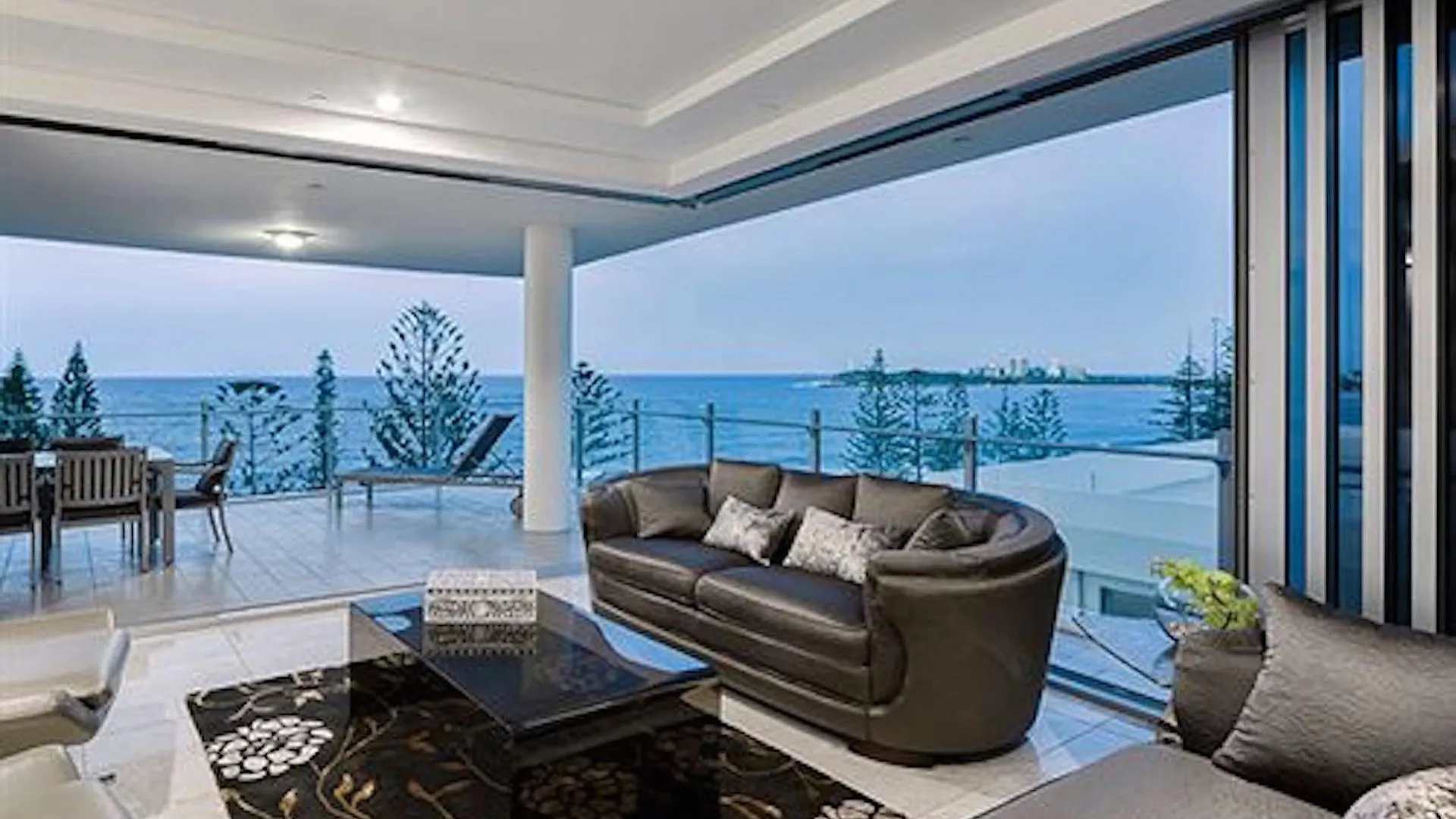 Sea Pearl A1 Beach Resort Mooloolaba 5*,