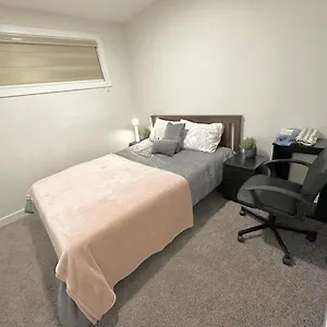 New, Fresh, And Quiet Private In Basement Suite, 10mins Away From Int'l Airport Homestay Edmonton
